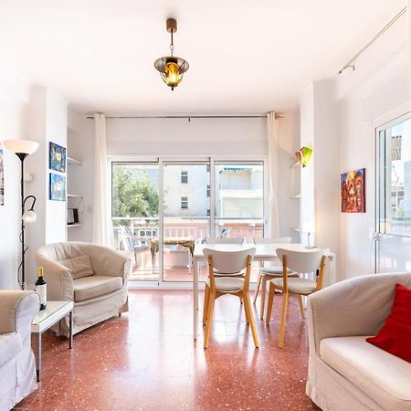 Seafront Apartment Torre Del Mar Exterior photo